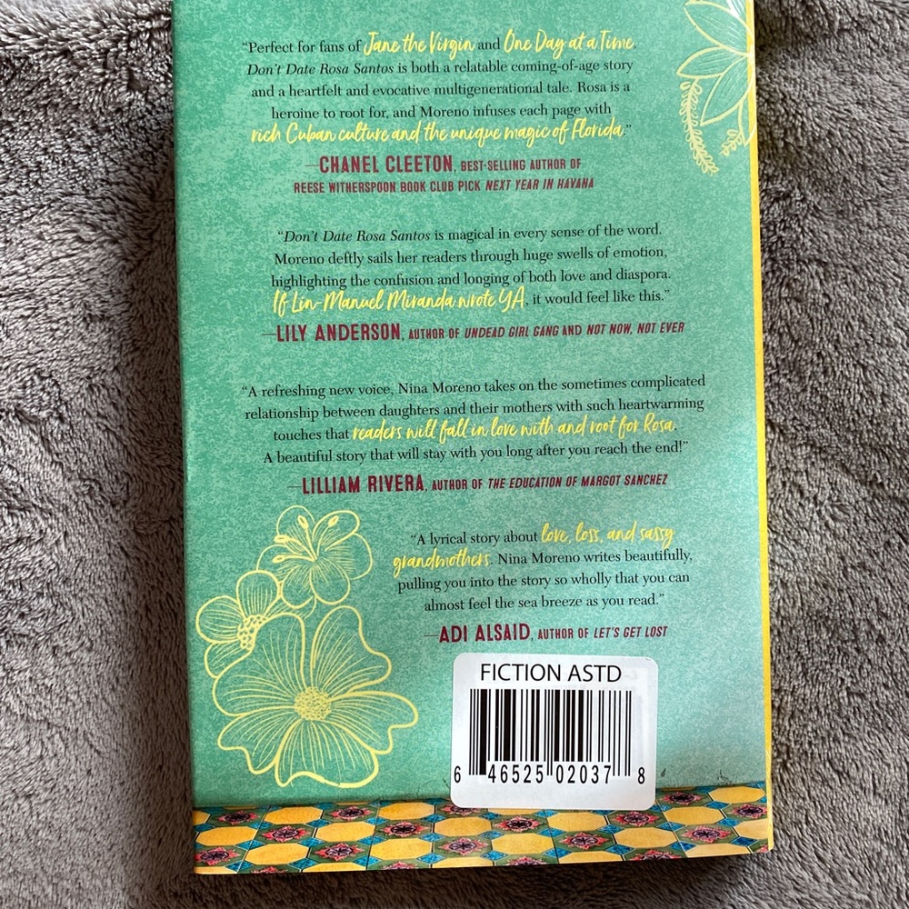 2- Books - Picture 5 of 6